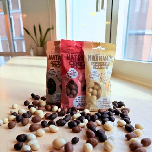 Cacao and Nuts Chocolate Negro Natruly 50g