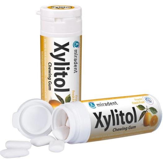 Chicles de Xylitol Sabor Frutas Miradent Bote 30uds