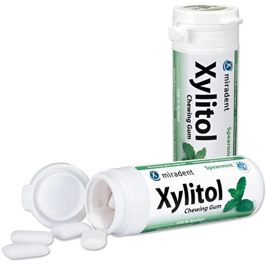 Chicles de Xylitol Sabor Hierbabuena Miradent Bote 30uds