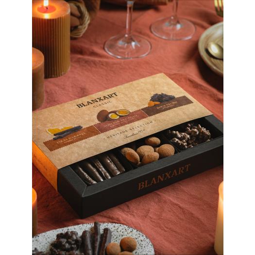 Selección de Tiras de Naranja y Almendras Blanxart 240g